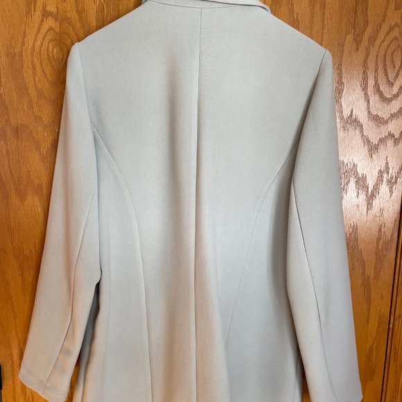 COLDWATER CREEK Mid-Length Blazer. Gray. Size 14. - Picture 3 of 3